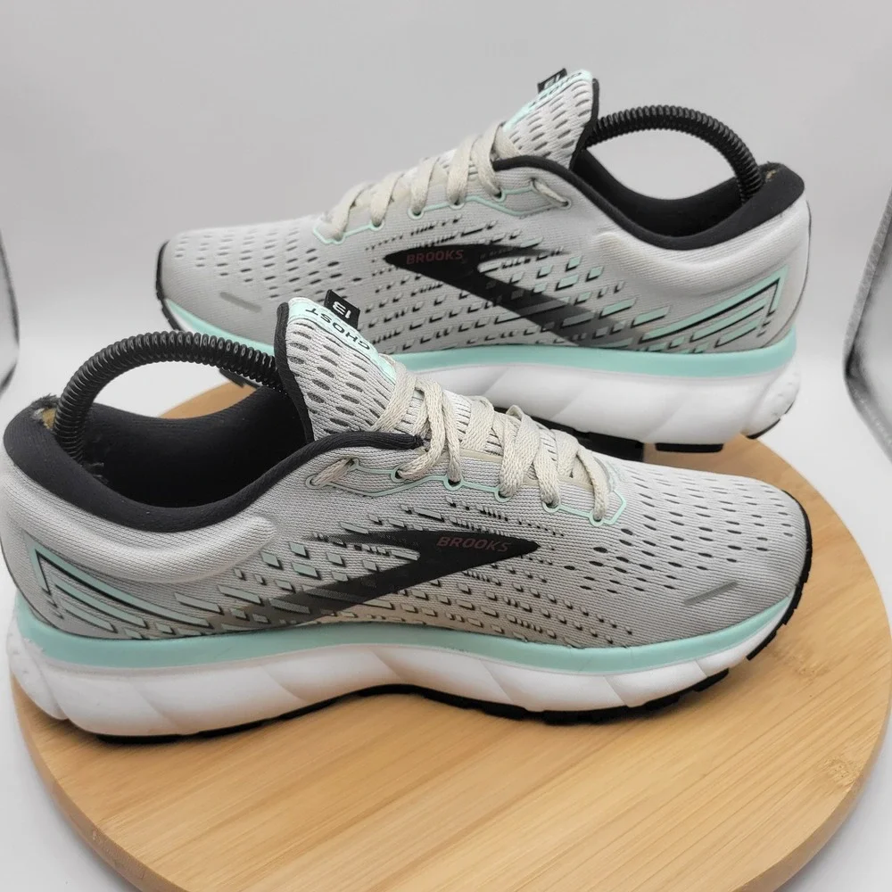 Brooks ghost 13